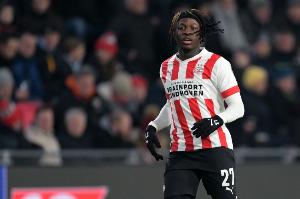 记者:勒沃库森领跑巴卡约科争夺战,希望2000万欧敲定交易