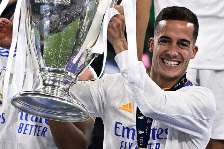 402场22冠!34岁巴斯克斯上演皇马最后一舞,结束18年皇马生涯