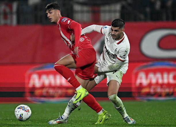 开云APP-【观察】越陷越深的米兰10号，渐行渐远的马尔蒂尼