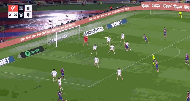 kaiyun-【西甲】阿劳霍送点，莱万戴帽，巴萨主场4比2瓦伦