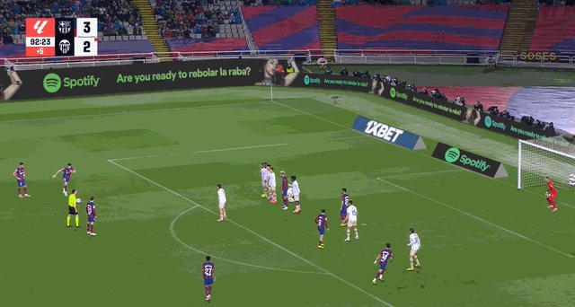 kaiyun-【西甲】阿劳霍送点，莱万戴帽，巴萨主场4比2瓦伦