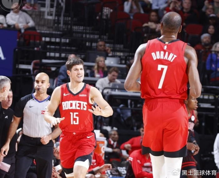 开云体育下载-正负值+14！请重用雨姐，杜兰特赛后发出请求，乌度卡也把话挑明|火箭|戴维森|鹈鹕|凯文·杜兰特|公牛_新浪体育_新浪新闻