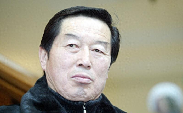 开云体育下载-“体坛败类”马俊仁有多狠?逼队员集体切阑尾,还亲自为女队员打禁药|马家军|世界大学生运动会|曲云霞|田径比赛|藏獒_新浪体育_新浪新闻